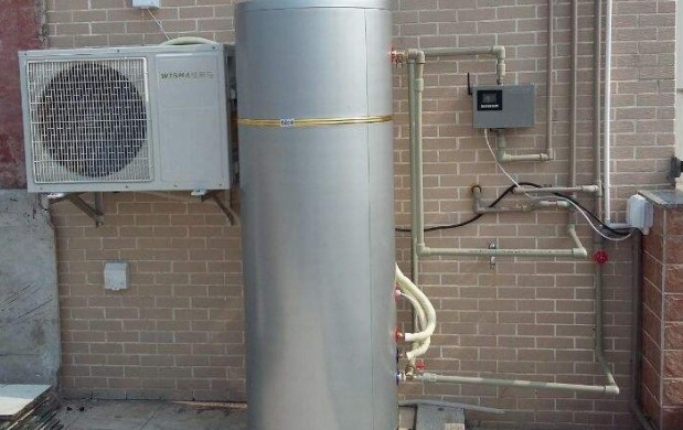 空气能热水器优缺点（性能与节能对比）