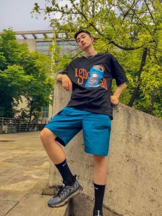 夏天男生搭配衣服技巧