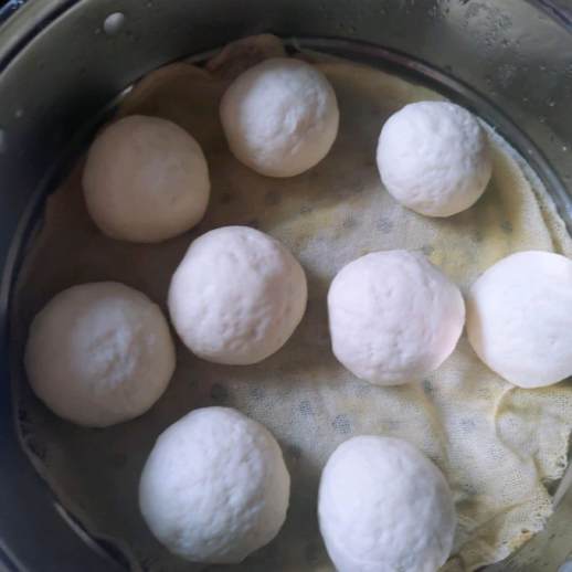 保鲜膜可以放锅里蒸吗