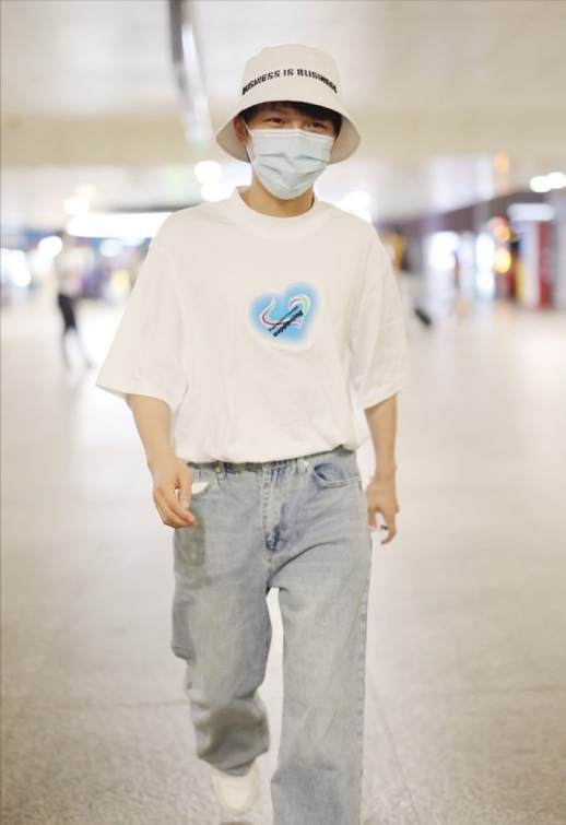 夏天男生搭配衣服技巧