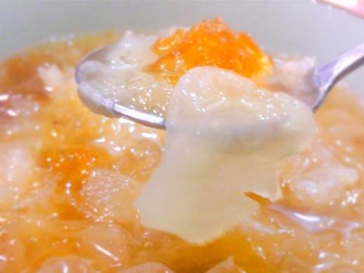 银耳用冷水泡还是热水