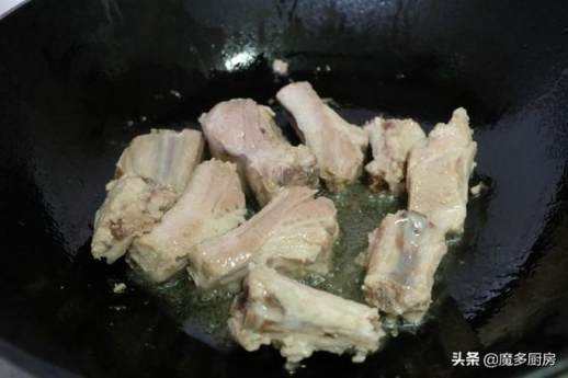 排骨里面放什么菜好吃