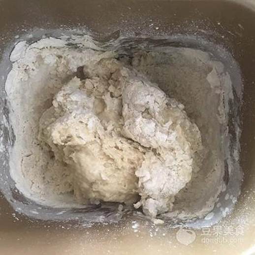 如何用烤箱做面包