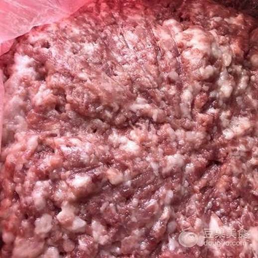 油炸猪肉丸子的做法
