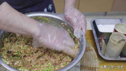 芹菜饺子馅的做法
