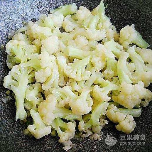 清炒菜花的家常做法
