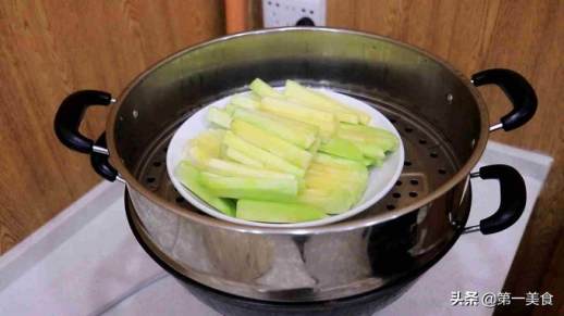 蒜泥蒸茄子的做法