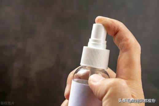 牙膏去除透明胶带的胶