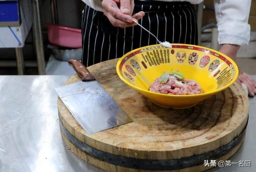 肉馅鸡蛋卷