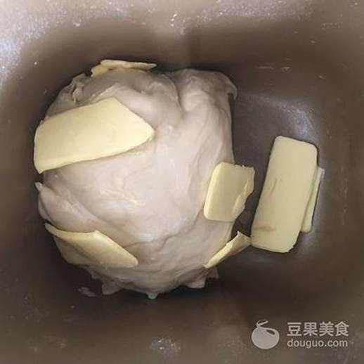 如何用烤箱做面包