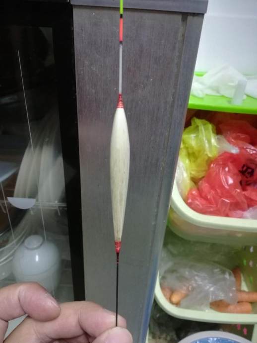 鱼竿鱼漂怎么安装图解