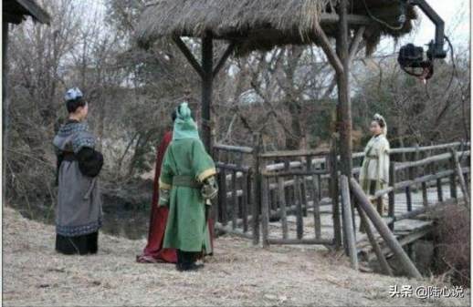 礼贤下士的意思是什么