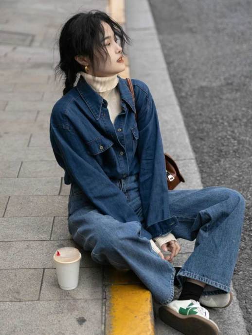 牛仔衬衫如何搭配