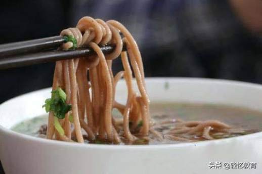 醪糟怎么读