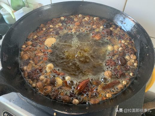 板面的做法和配料_正宗板面和面比例