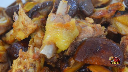 炒鸡肉怎么做好吃_鸡肉和什么炒比较好吃