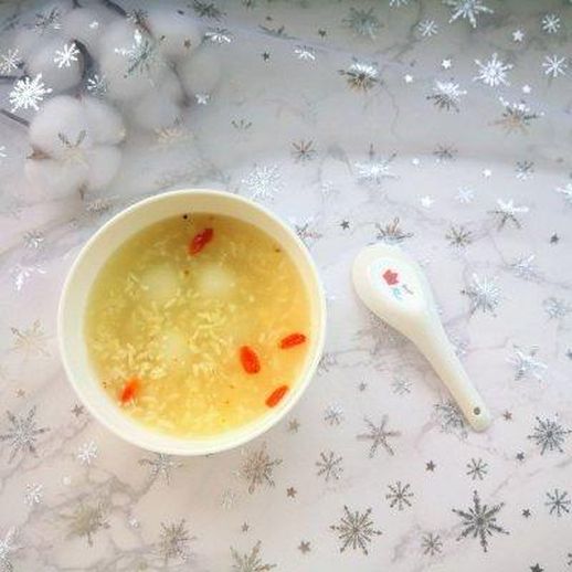 豆沙汤圆的做法_豆沙馅的汤圆好吃吗