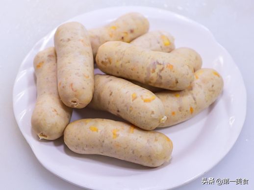 火腿肠制作_火腿怎么做好吃又简单的方法