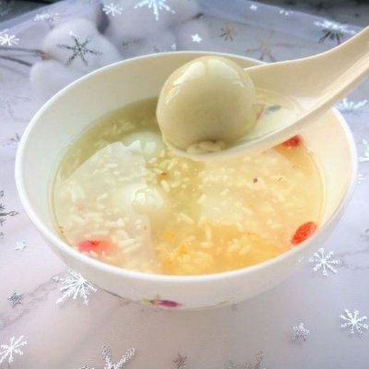 豆沙汤圆的做法_豆沙馅的汤圆好吃吗