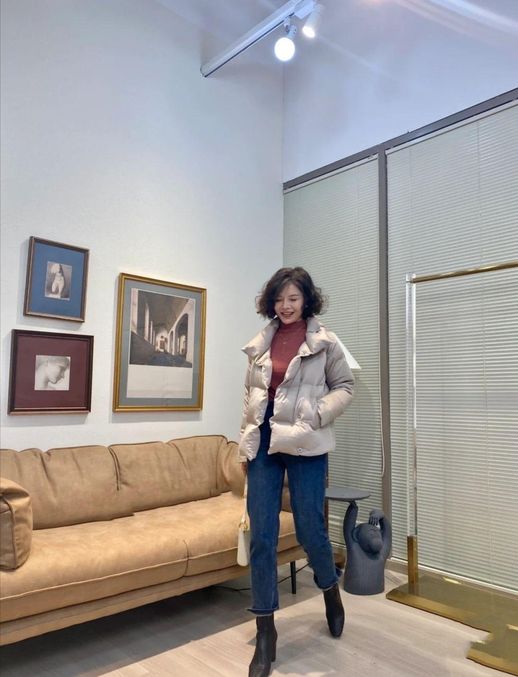 直筒裤配什么鞋_黑色直筒裤搭配图片