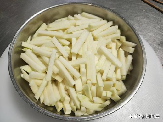 苤蓝咸菜的腌制方法_苤蓝咸菜怎么做