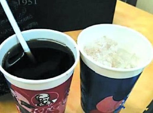 为什么可乐总是要加冰_先倒饮料后放冰块的好处