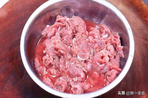 牛肉怎么做_牛腱子的营养价值
