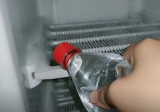 冰箱里面结冰怎样处理_冰箱结冰咋处理