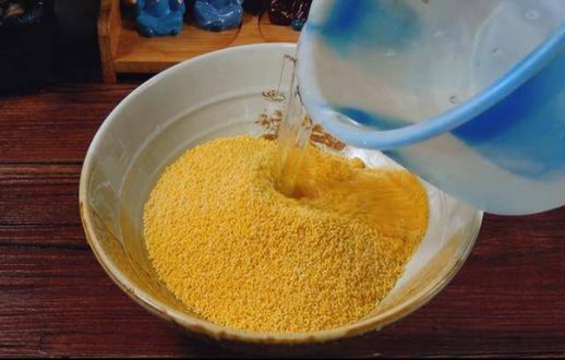 小米粥怎么做_小米粥的佳熬制时间