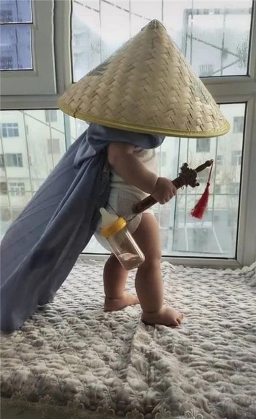恶搞仗剑走天涯下一句_曾梦想仗剑走天涯的意思