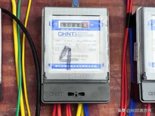 电表脉冲灯闪的很快_电表脉冲指示灯闪