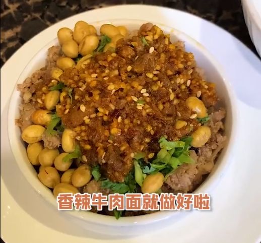 海底捞一顿大概多少钱_海底捞一顿大概多少钱宵夜打折呢