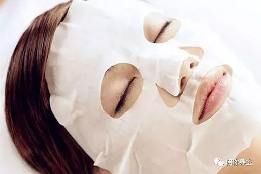 敷面膜的好处_女人到底该不该敷面膜