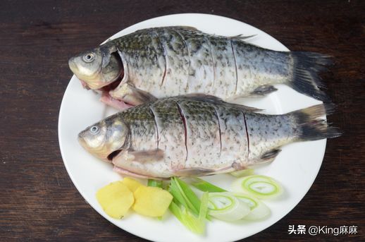 炖鱼汤的做法_草鱼做法家常做法
