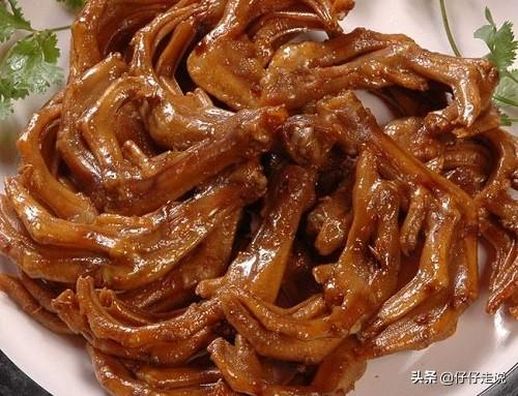 武汉鸭脖的做法_武辣鸭脖