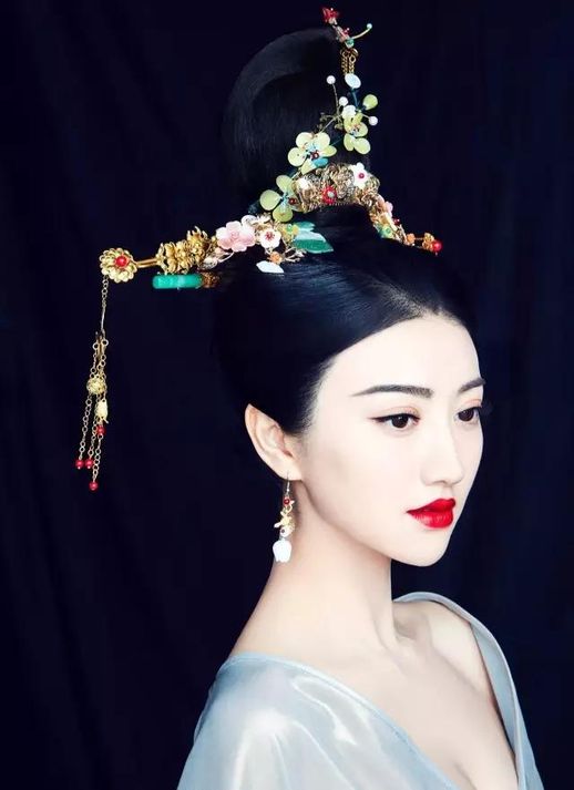 大唐荣耀1剧情介绍_大唐荣耀2剧情介绍