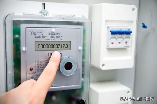 电表脉冲灯闪的很快_电表脉冲指示灯闪