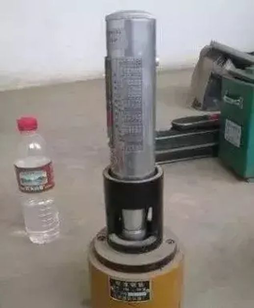 混凝土回弹强度对照表_砼回弹仪强度换算表
