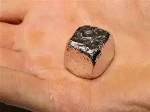 怎样鉴别锎金属原石_金属怎么辨别