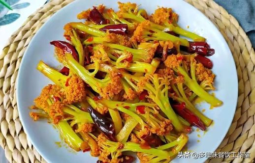 花椰菜怎么做好吃_炒花椰菜的家常做法